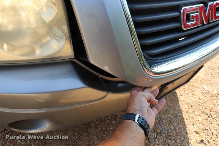 image for item DQ9260 2002 GMC Envoy