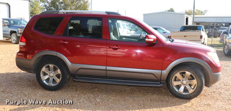 image for item DQ9261 2008 Kia Borrego SUV