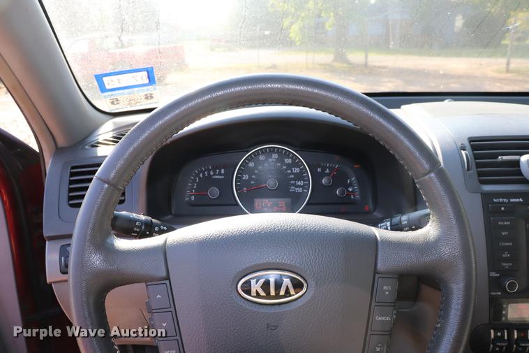 image for item DQ9261 2008 Kia Borrego SUV