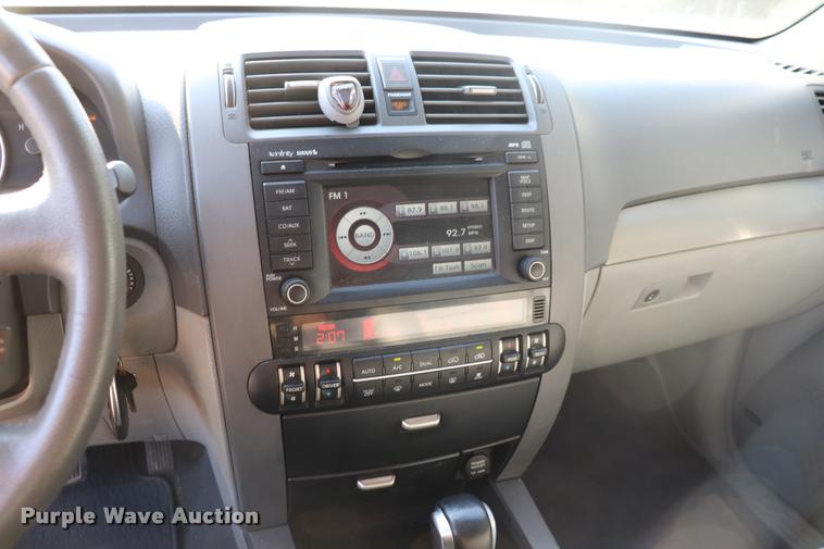 image for item DQ9261 2008 Kia Borrego SUV