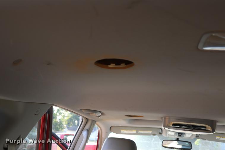 image for item DQ9261 2008 Kia Borrego SUV