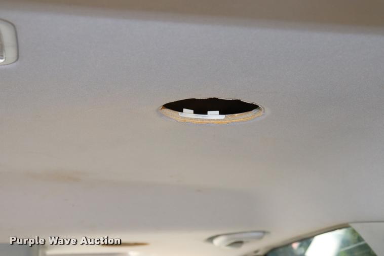 image for item DQ9261 2008 Kia Borrego SUV