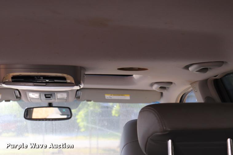 image for item DQ9261 2008 Kia Borrego SUV