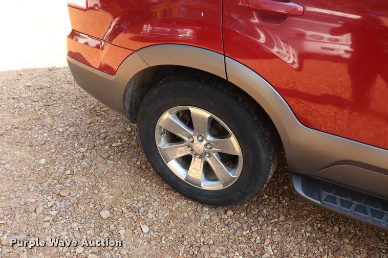 image for item DQ9261 2008 Kia Borrego SUV