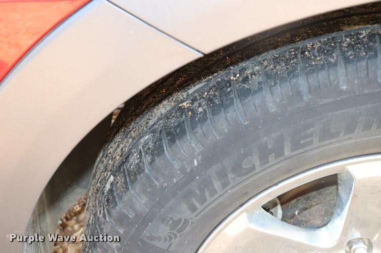 image for item DQ9261 2008 Kia Borrego SUV