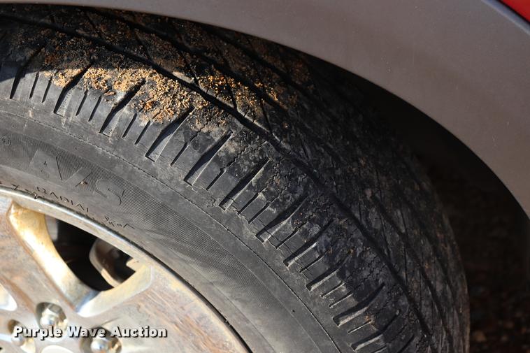 image for item DQ9261 2008 Kia Borrego SUV