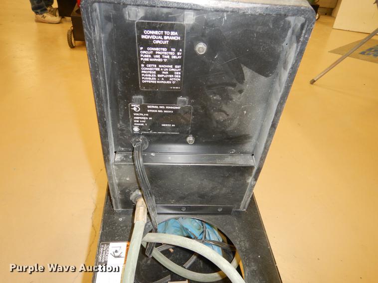 image for item DS9953 Miller Millermatic 130 wire welder
