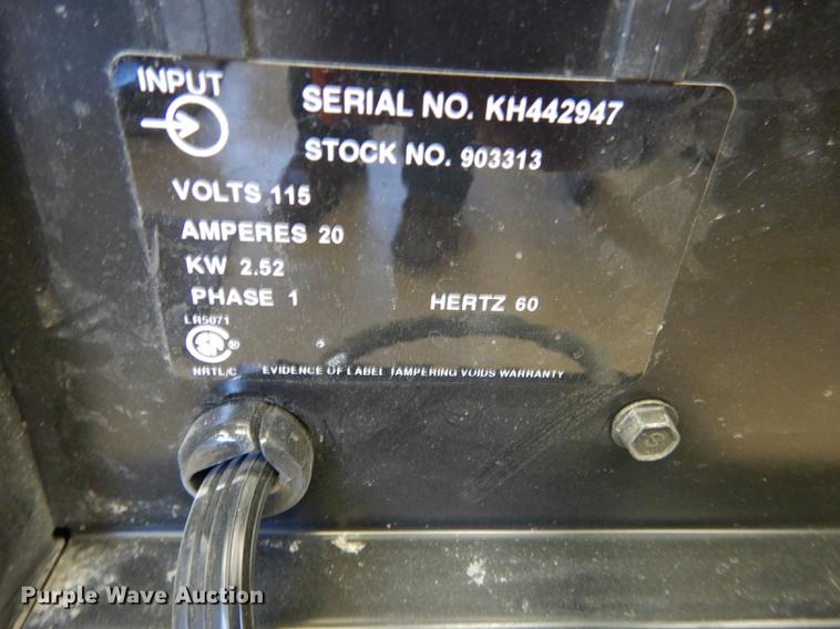 image for item DS9953 Miller Millermatic 130 wire welder