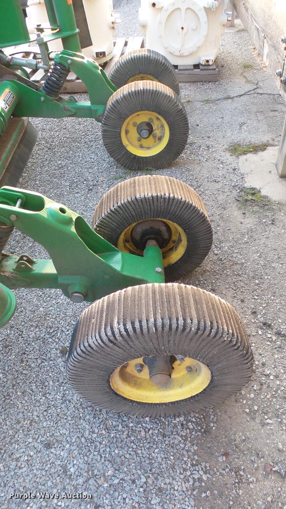 image for item EB9006 John Deere HX15 batwing rotary mower