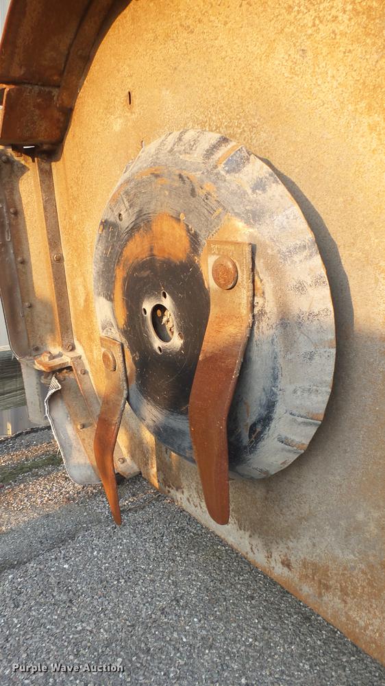 image for item EB9008 Rhino SR15 batwing rotary mower