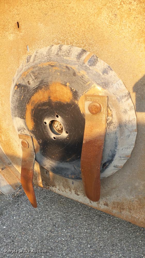 image for item EB9008 Rhino SR15 batwing rotary mower