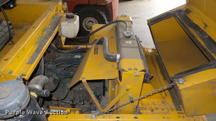 image for item EB9089 Hustler 4600 ZTR lawn mower