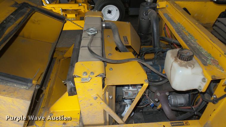 image for item EB9089 Hustler 4600 ZTR lawn mower