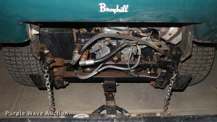 image for item EB9095 Broyhill M4100 field groomer
