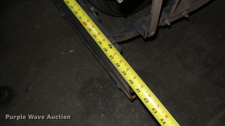 image for item EB9095 Broyhill M4100 field groomer