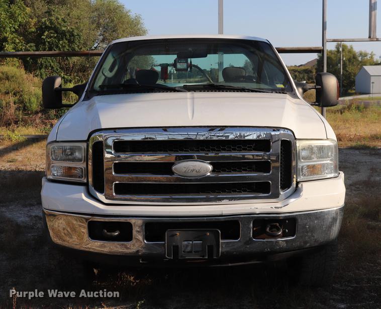 image for item ED9501 2006 Ford F250 Super Duty SuperCab pickup truck