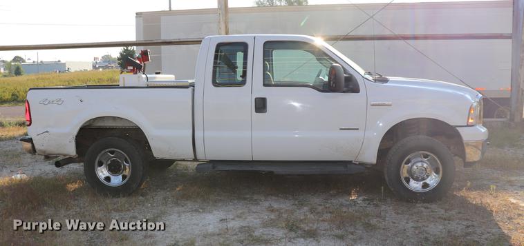 image for item ED9501 2006 Ford F250 Super Duty SuperCab pickup truck