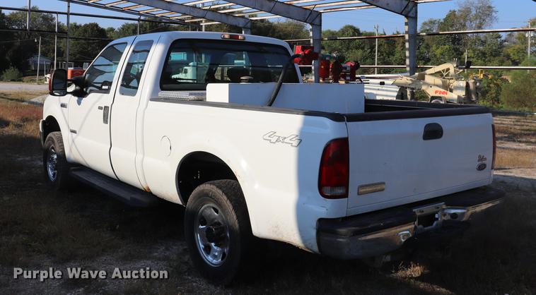 image for item ED9501 2006 Ford F250 Super Duty SuperCab pickup truck