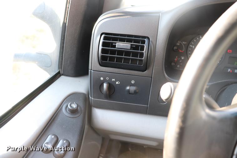 image for item ED9501 2006 Ford F250 Super Duty SuperCab pickup truck