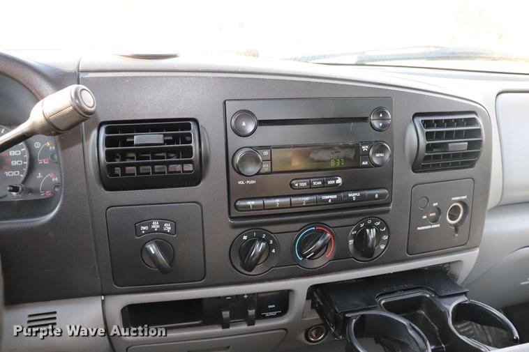 image for item ED9501 2006 Ford F250 Super Duty SuperCab pickup truck