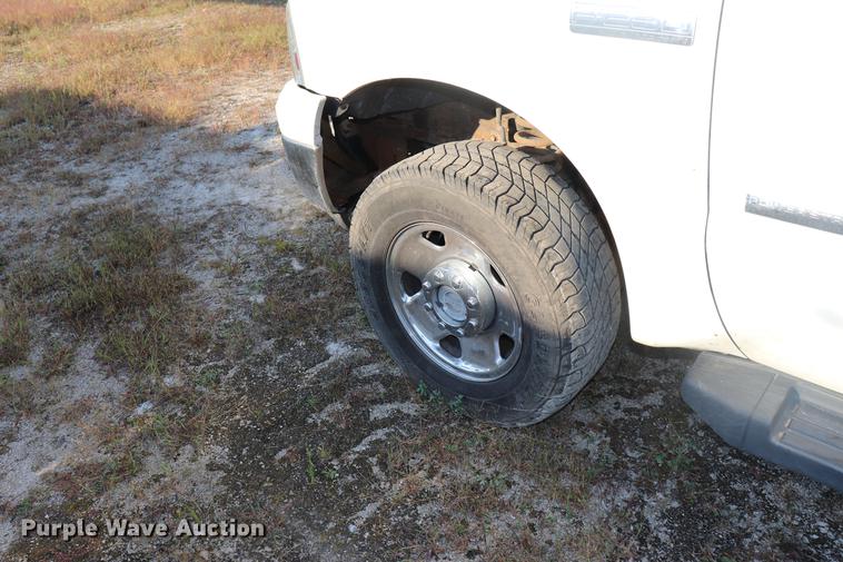 image for item ED9501 2006 Ford F250 Super Duty SuperCab pickup truck