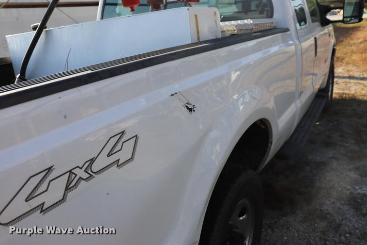 image for item ED9501 2006 Ford F250 Super Duty SuperCab pickup truck