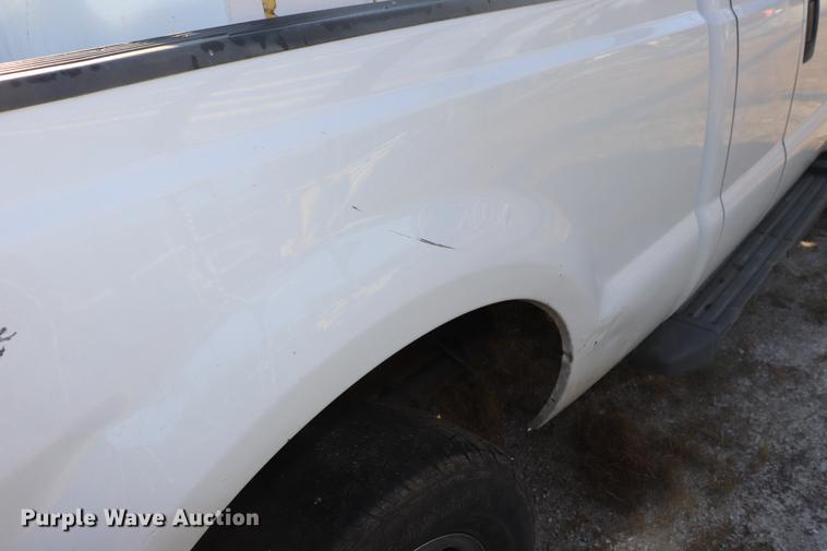 image for item ED9501 2006 Ford F250 Super Duty SuperCab pickup truck