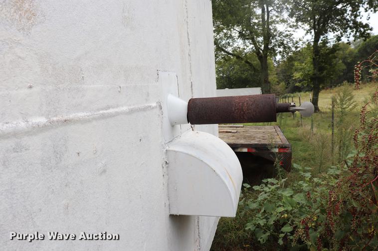 image for item ED9513 Friedrich communications building