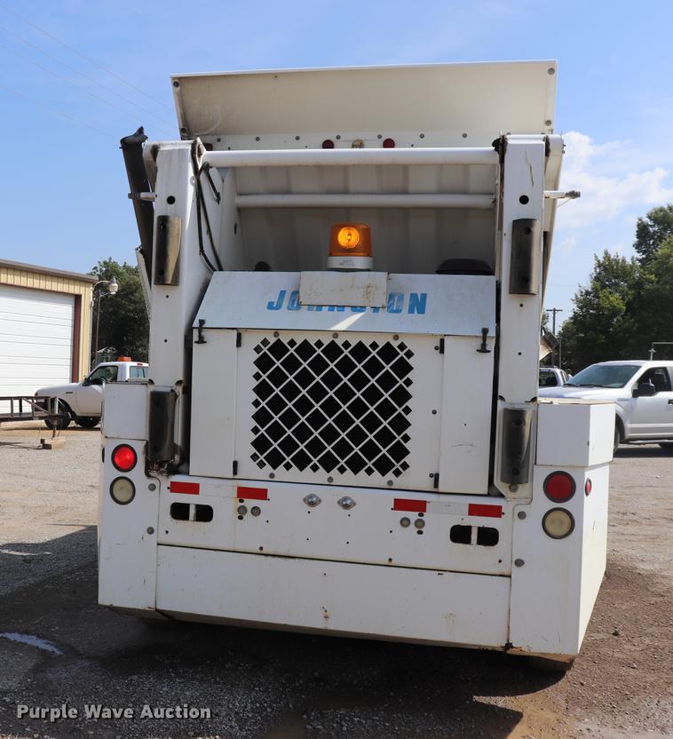 image for item ED9515 2002 Johnston 3000 street sweeper