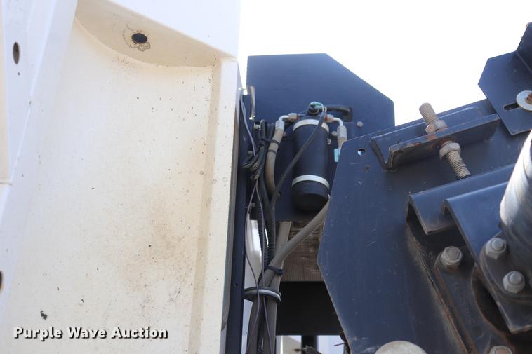 image for item ED9515 2002 Johnston 3000 street sweeper