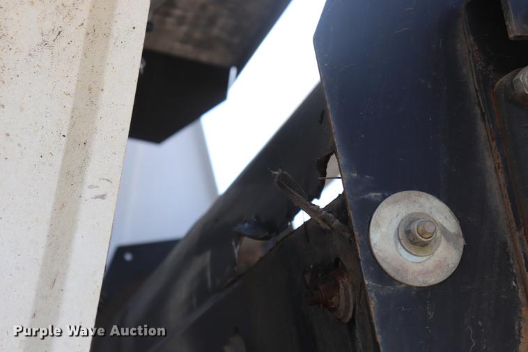 image for item ED9515 2002 Johnston 3000 street sweeper