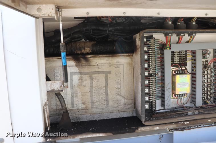 image for item ED9515 2002 Johnston 3000 street sweeper