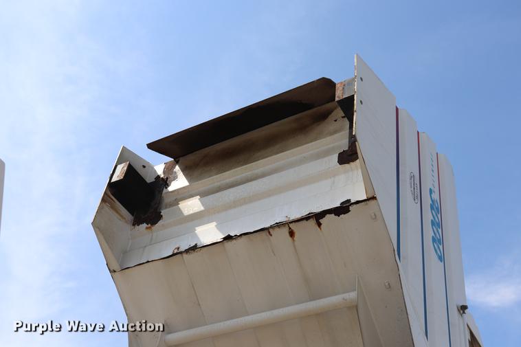 image for item ED9515 2002 Johnston 3000 street sweeper