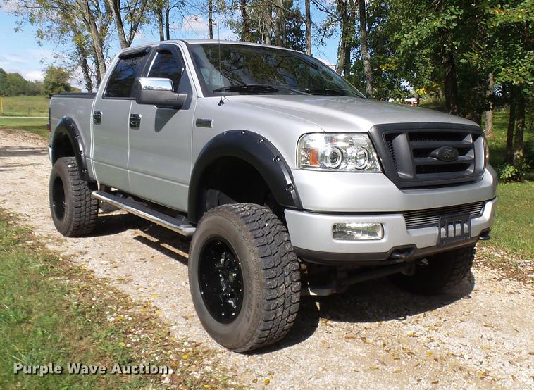image for item K1772 2005 Ford F150 FX4 SuperCrew pickup truck