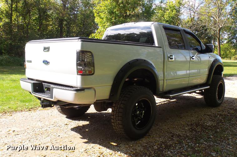 image for item K1772 2005 Ford F150 FX4 SuperCrew pickup truck