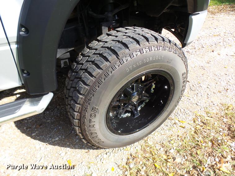 image for item K1772 2005 Ford F150 FX4 SuperCrew pickup truck