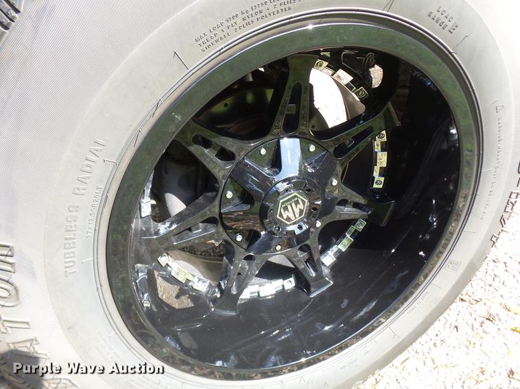 image for item K1772 2005 Ford F150 FX4 SuperCrew pickup truck