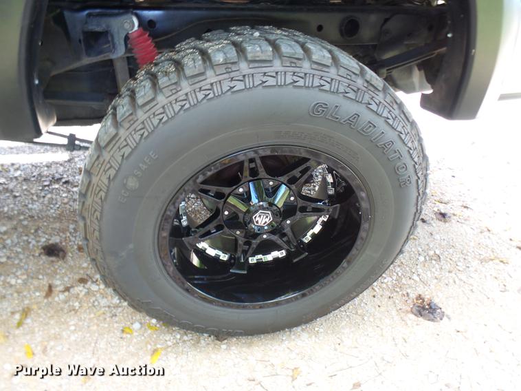 image for item K1772 2005 Ford F150 FX4 SuperCrew pickup truck