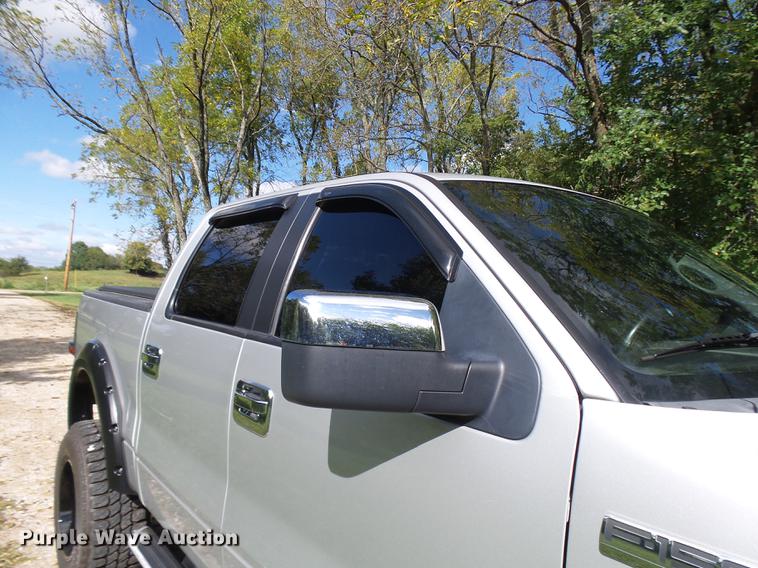 image for item K1772 2005 Ford F150 FX4 SuperCrew pickup truck