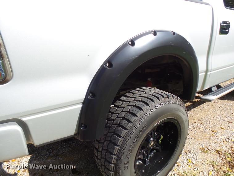 image for item K1772 2005 Ford F150 FX4 SuperCrew pickup truck