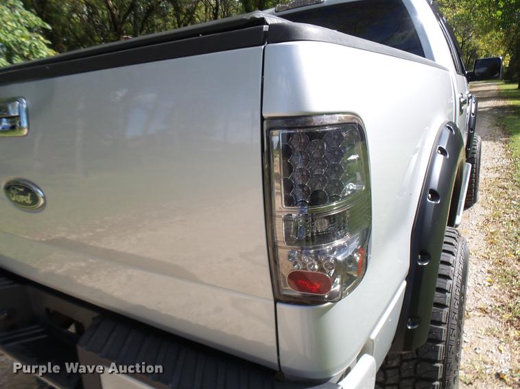 image for item K1772 2005 Ford F150 FX4 SuperCrew pickup truck