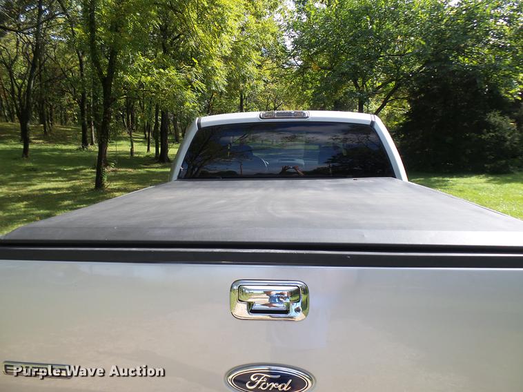 image for item K1772 2005 Ford F150 FX4 SuperCrew pickup truck