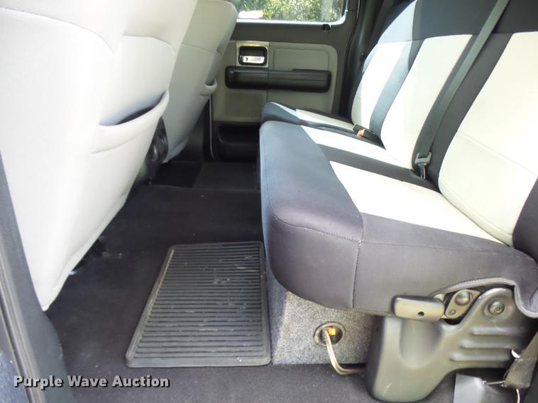 image for item K1772 2005 Ford F150 FX4 SuperCrew pickup truck