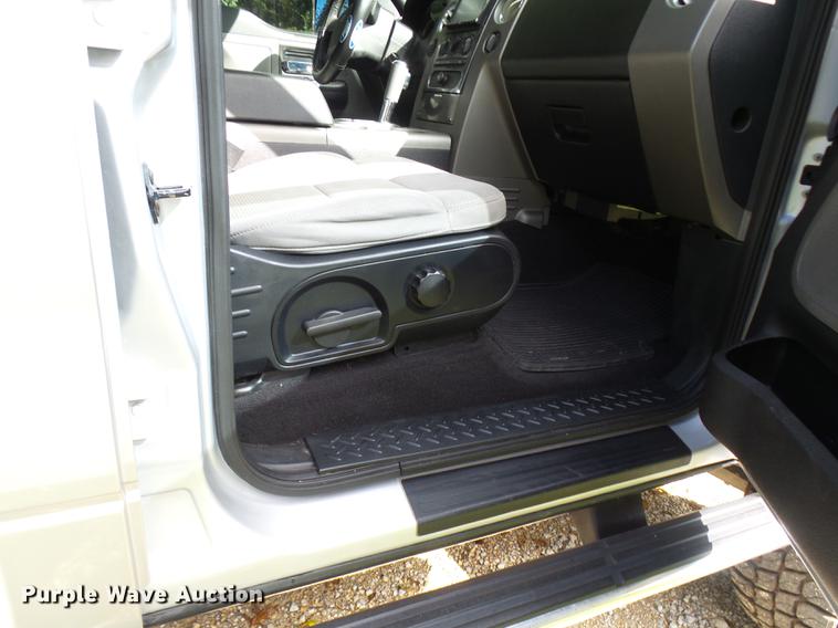 image for item K1772 2005 Ford F150 FX4 SuperCrew pickup truck