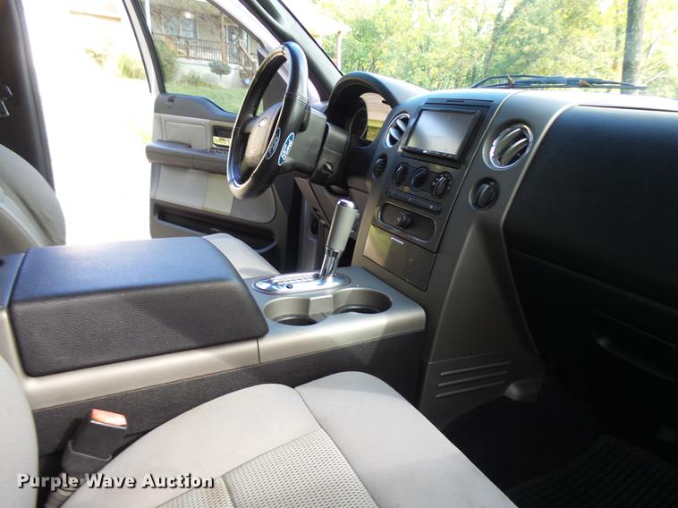 image for item K1772 2005 Ford F150 FX4 SuperCrew pickup truck