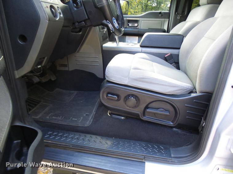 image for item K1772 2005 Ford F150 FX4 SuperCrew pickup truck