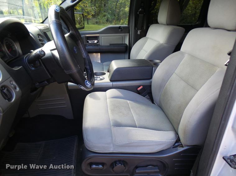 image for item K1772 2005 Ford F150 FX4 SuperCrew pickup truck