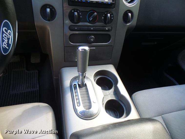 image for item K1772 2005 Ford F150 FX4 SuperCrew pickup truck