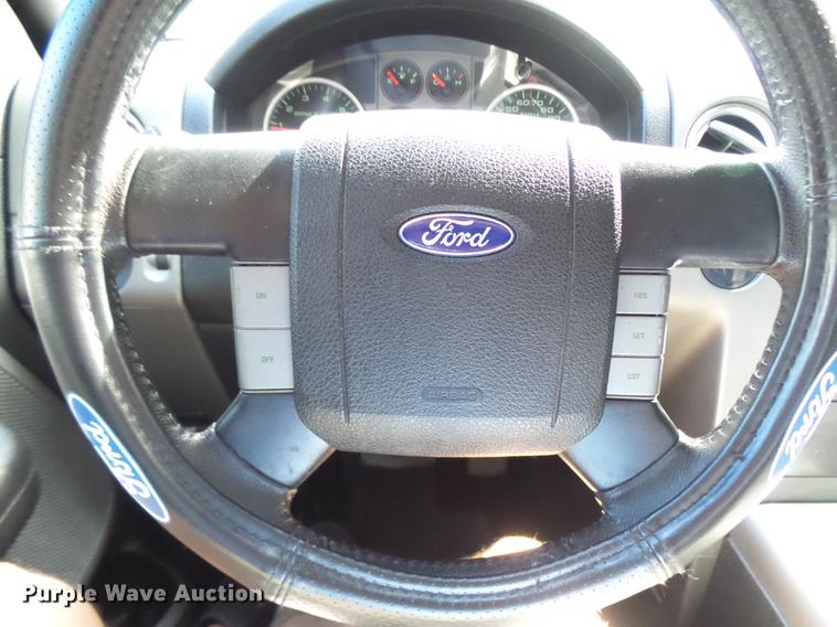 image for item K1772 2005 Ford F150 FX4 SuperCrew pickup truck