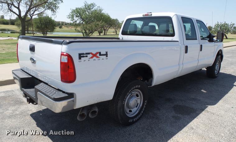 image for item L1503 2011 Ford F350 Super Duty Crew Cab pickup truck